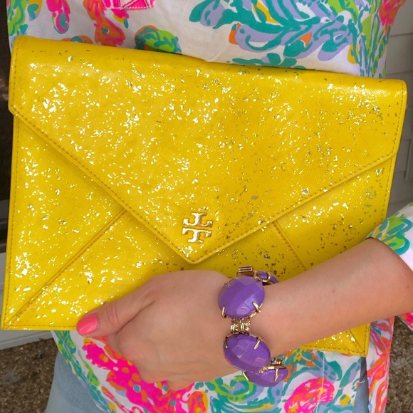 ⁉️ SOLD ⁉️ TORY BURCH Neon Yellow Clutch - Picture 8 of 8